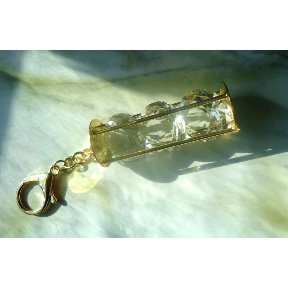 Caged Diamond Keychain - Picture 5 of 5